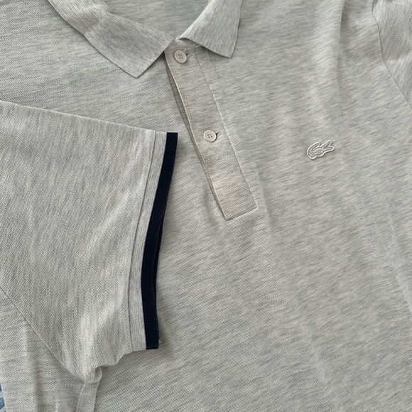 Lacoste Men's Light Gray Polo Shirt with Navy Accents - Picture 5 of 11